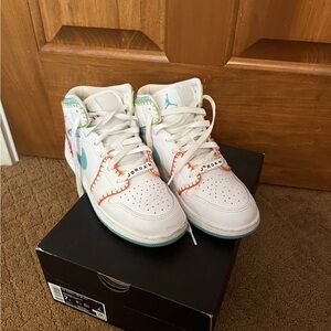 Kids Nike Air Jordan 1 Mid SE GS multi knit sneakers size 7